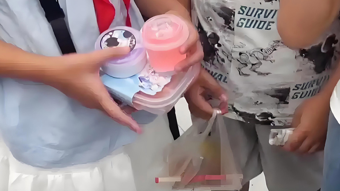 这种“解压”玩具含有毒硼砂