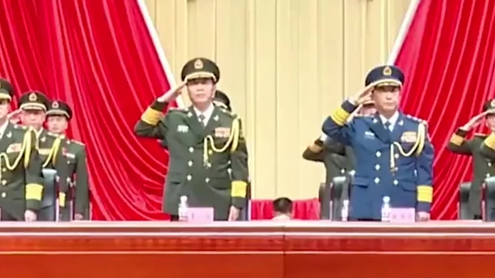 国防科大毕业典礼这一幕太燃了