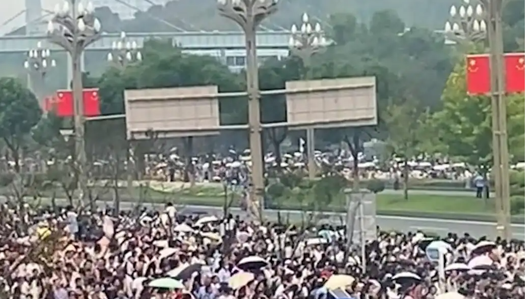 国庆首日 热门景区现况如何