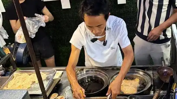 二手交易平台现50元“鸡排哥”代排