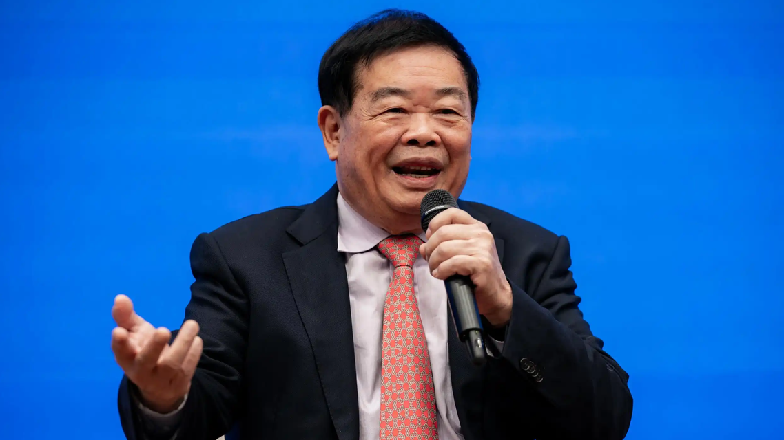 曹德旺回应做慈善慷慨但对员工苛刻