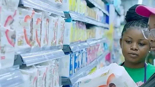 70后夫妻在非洲卖纸尿裤年入32亿