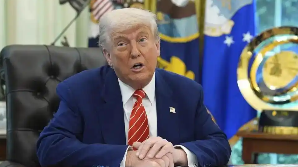 特朗普承认：高关税政策威胁不了中国