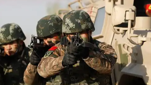 高质量推进国防和军队现代化