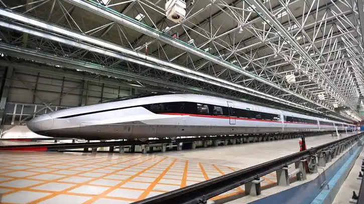 中国高铁跑出453公里时速引韩国热议