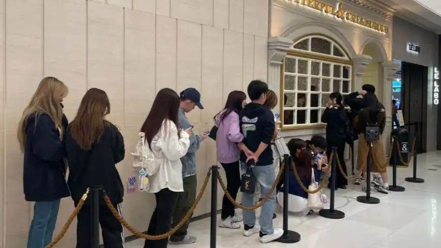 35元1个面包被年轻人疯抢