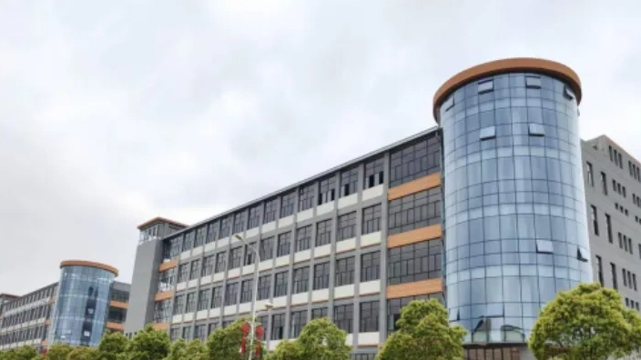 2栋厂房产业园吹成“百亿童车小镇”