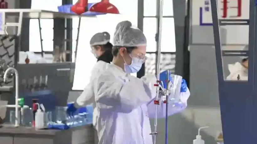 00后女孩中考失利后成世界冠军