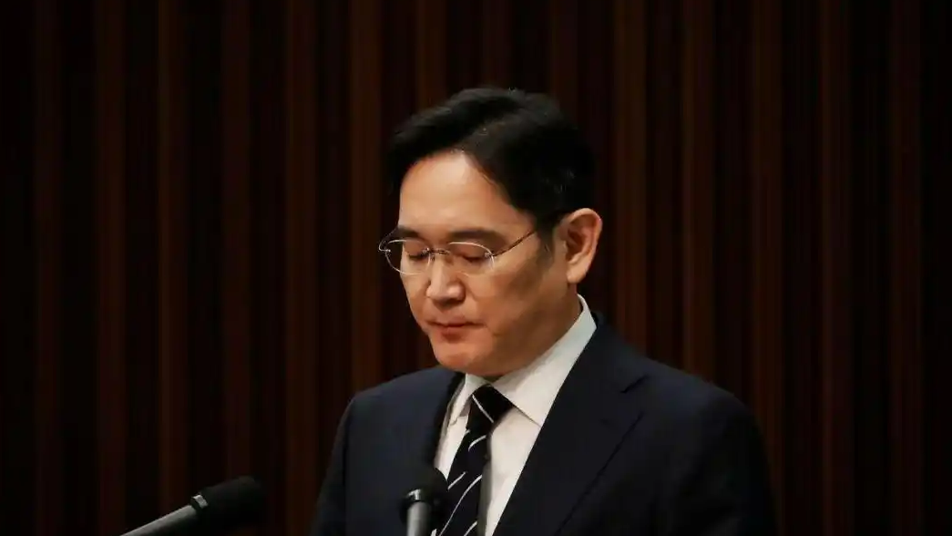 三星掌门李在镕当面向李在明表决心