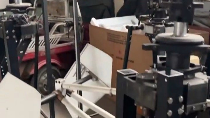 谁在贩卖三无“野生”飞机