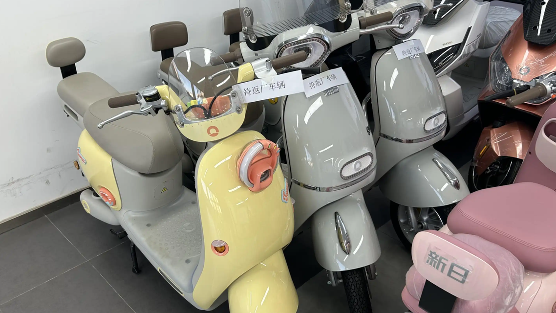 新国标落地 小电驴安全不“松挡”