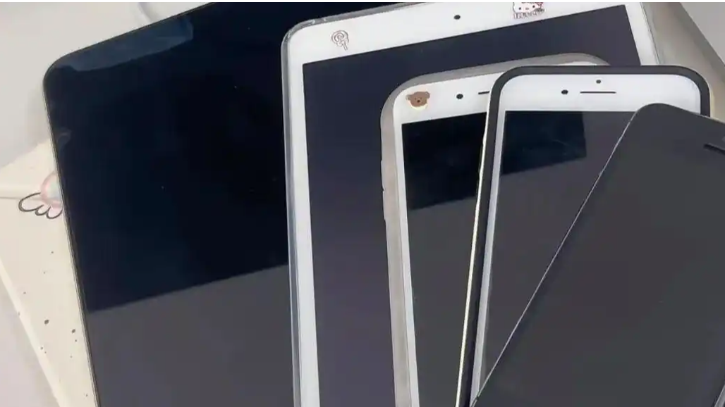 年轻人患上“电子囤积癖”