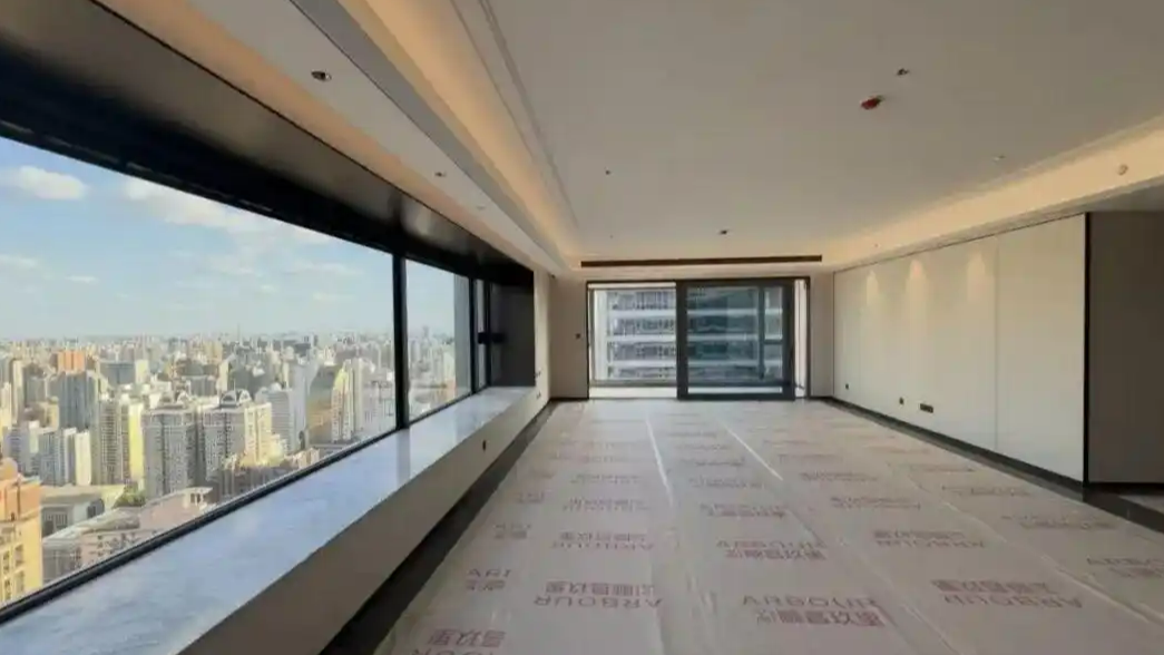 房地产商集体卷豪宅 有钱人不够用了