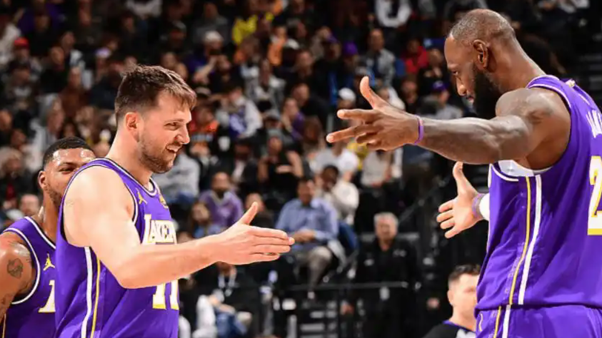 湖人逆转爵士 东契奇狂轰45分