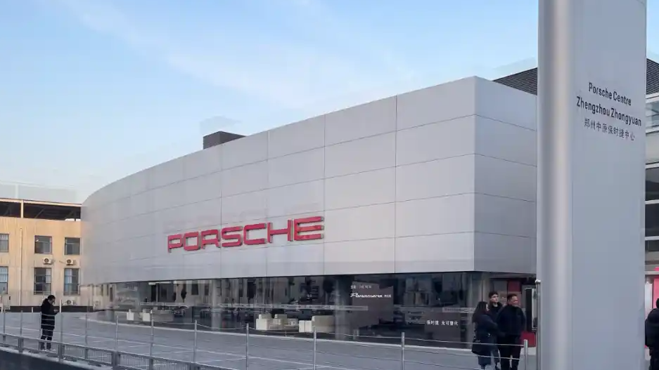 河南最大保时捷中心突然停业