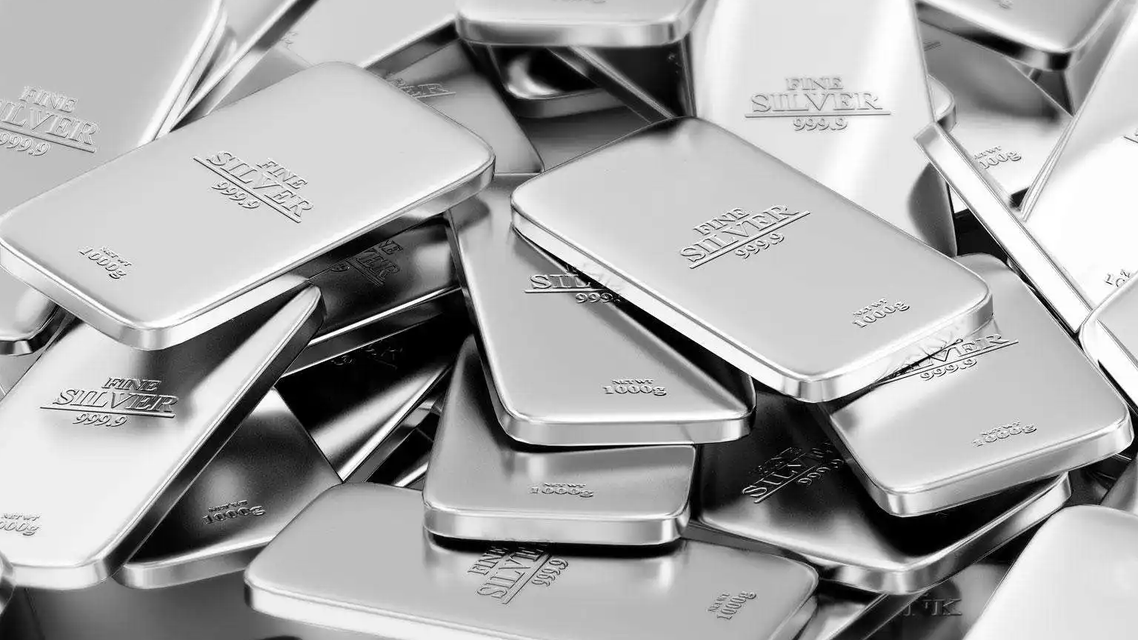 白银涨到可怕 有人一觉醒来赚18万