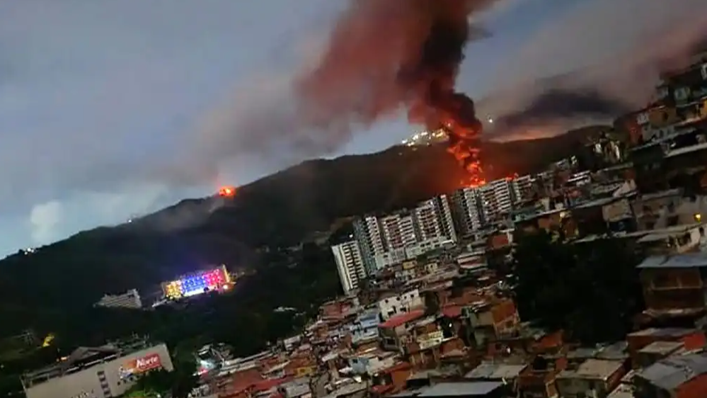 新华社评美方：赤裸裸的霸权行径