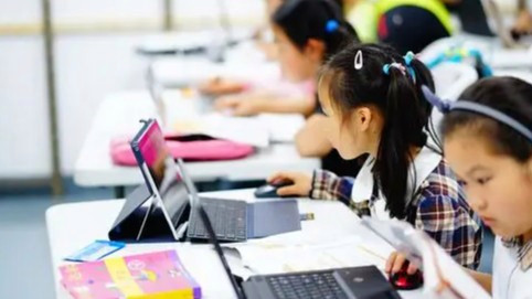 编程培训低龄化 为3岁幼儿开班授课