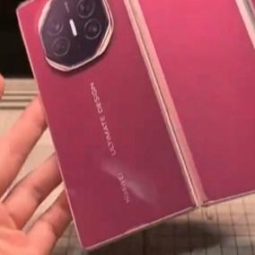 赛博祭品纸扎走红 可定制电脑手机