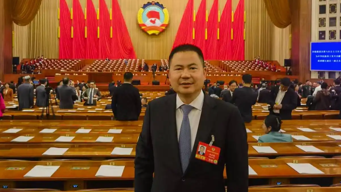 委员建议建立个人破产制度