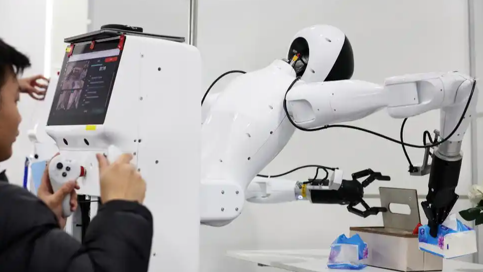 两会现场 我问了AI这样一个问题