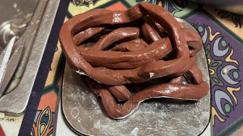 200多元买蟹 百来块“买绑绳”