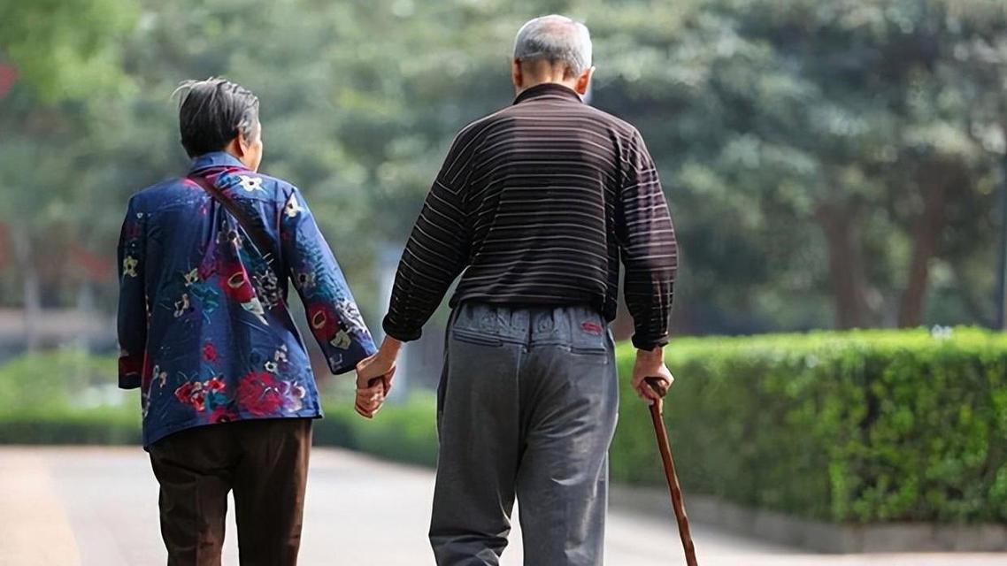 一半中国男性活不过67.7岁系谣言