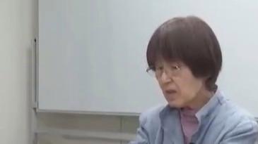 日本被曝多年搞反华教育