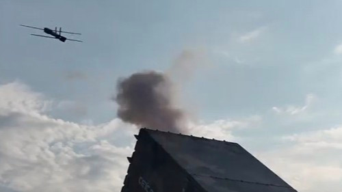 国产无人机蜂群作战系统震撼亮相