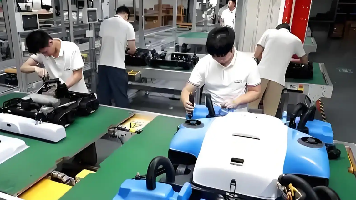 又一款中国“机器人”火遍全球