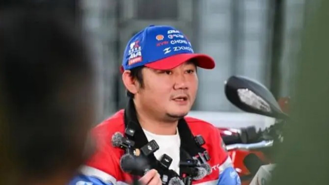 十多年前张雪自问3个问题后辞职