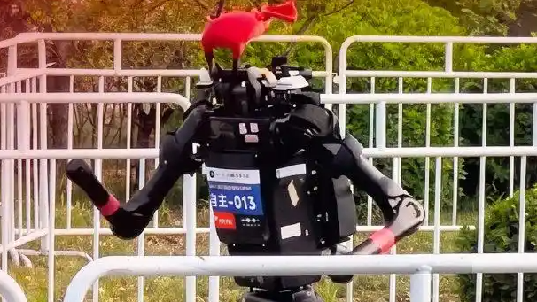 宇树称打破人类1500米世界纪录