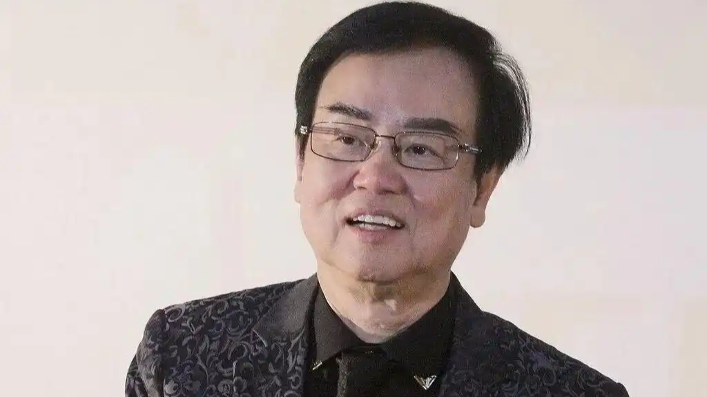 80岁黄百鸣被判处入狱5个月