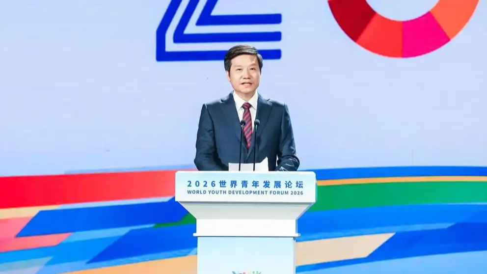 雷军在武汉给青年两点忠告