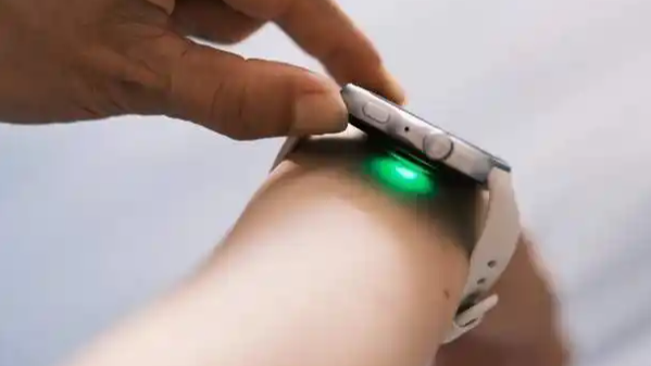 为什么一块手表能监测多种健康指标