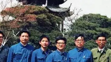 浙江大学1978年就有AI专业了